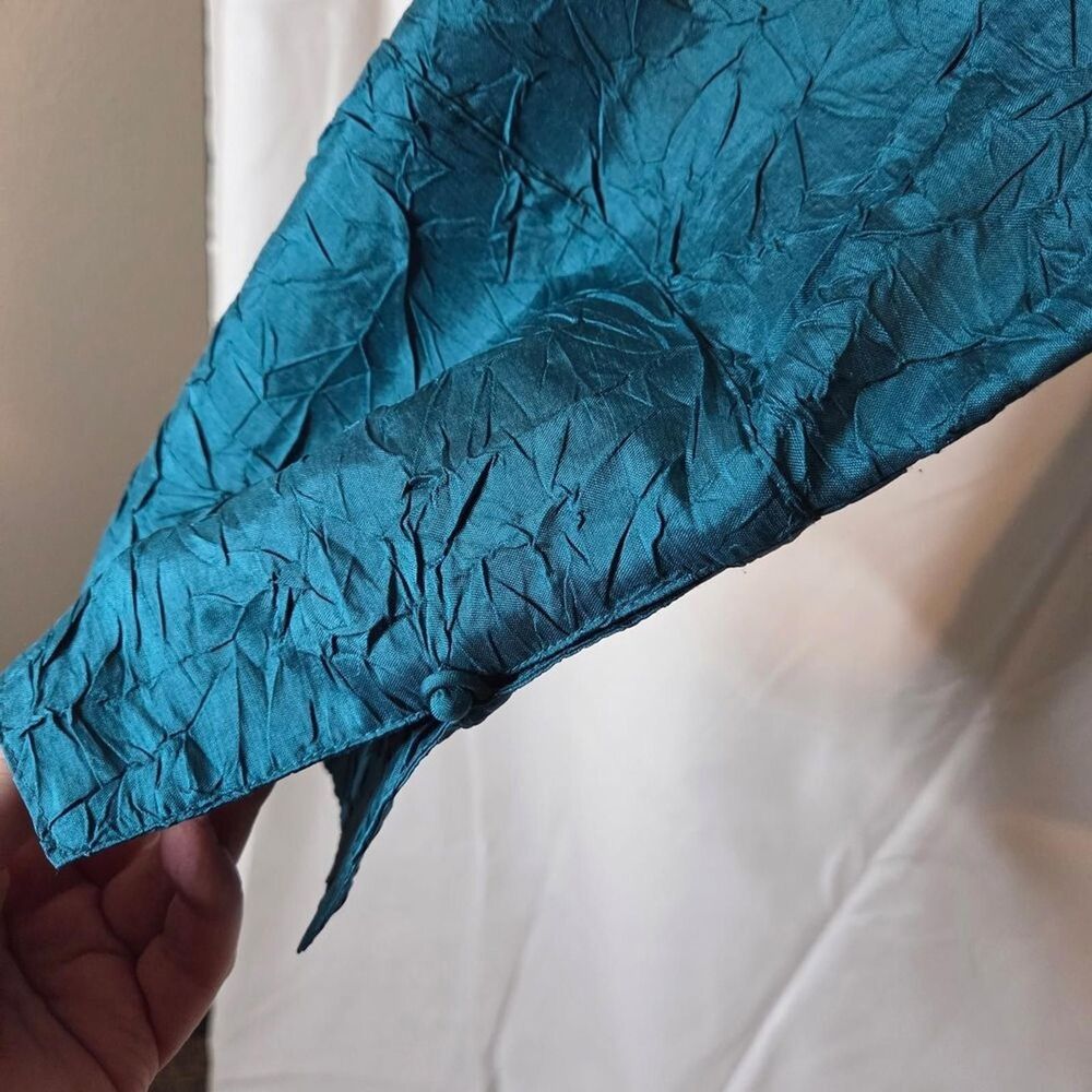 Vintage Eileen Fisher Teal Silk Crinkle Button-up Top Size LP - Picture 3 of 9